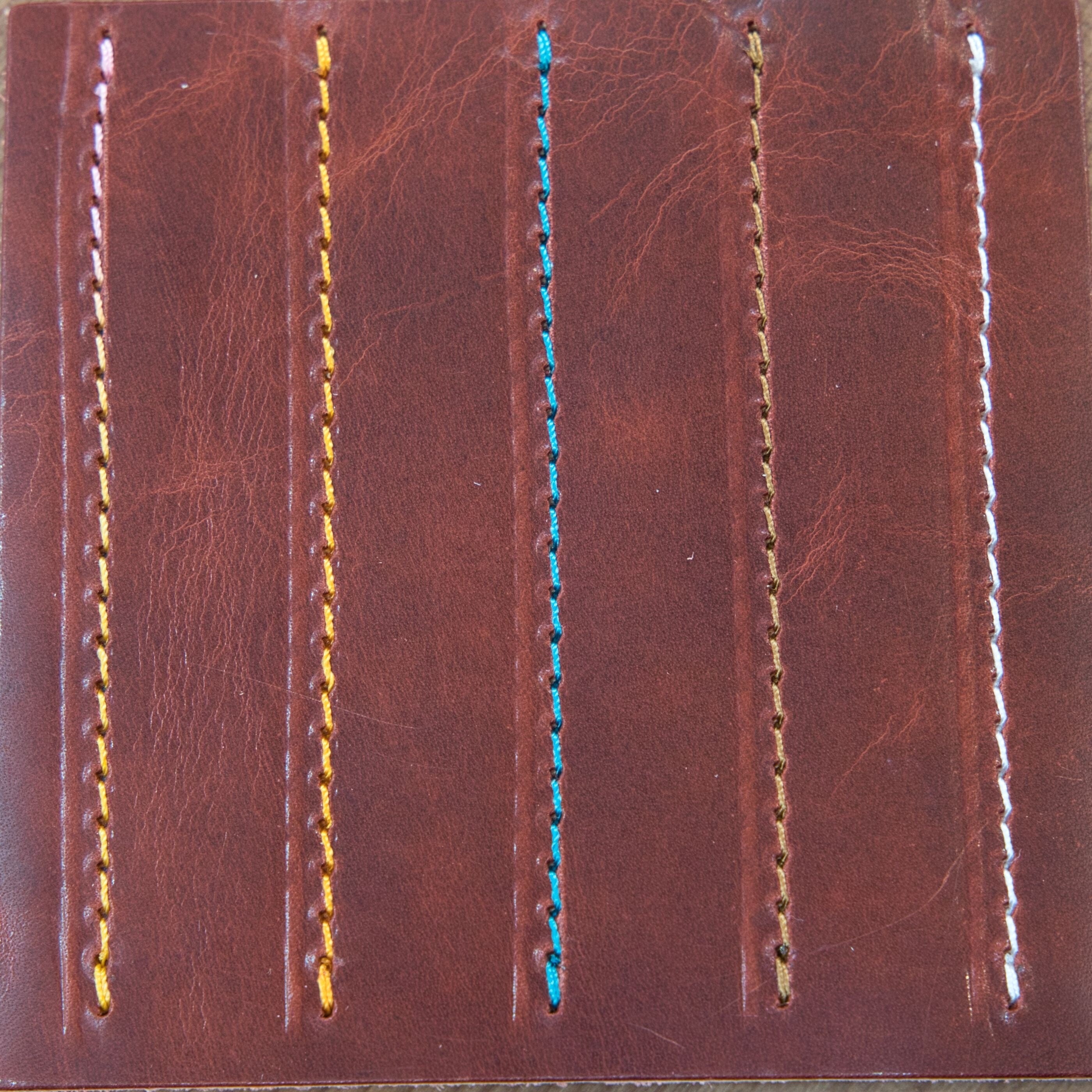 革と糸のご紹介 | Leather Factory Coo